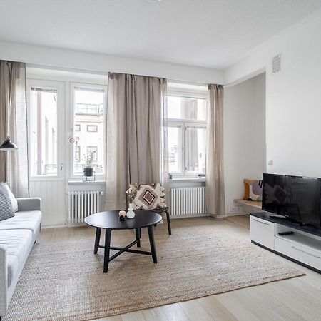 "Penthouse" - Renovated 1Br Apt With Sauna & 60M2 Private Terrace, Hosted By 2Ndhomes Tampere Exterior photo