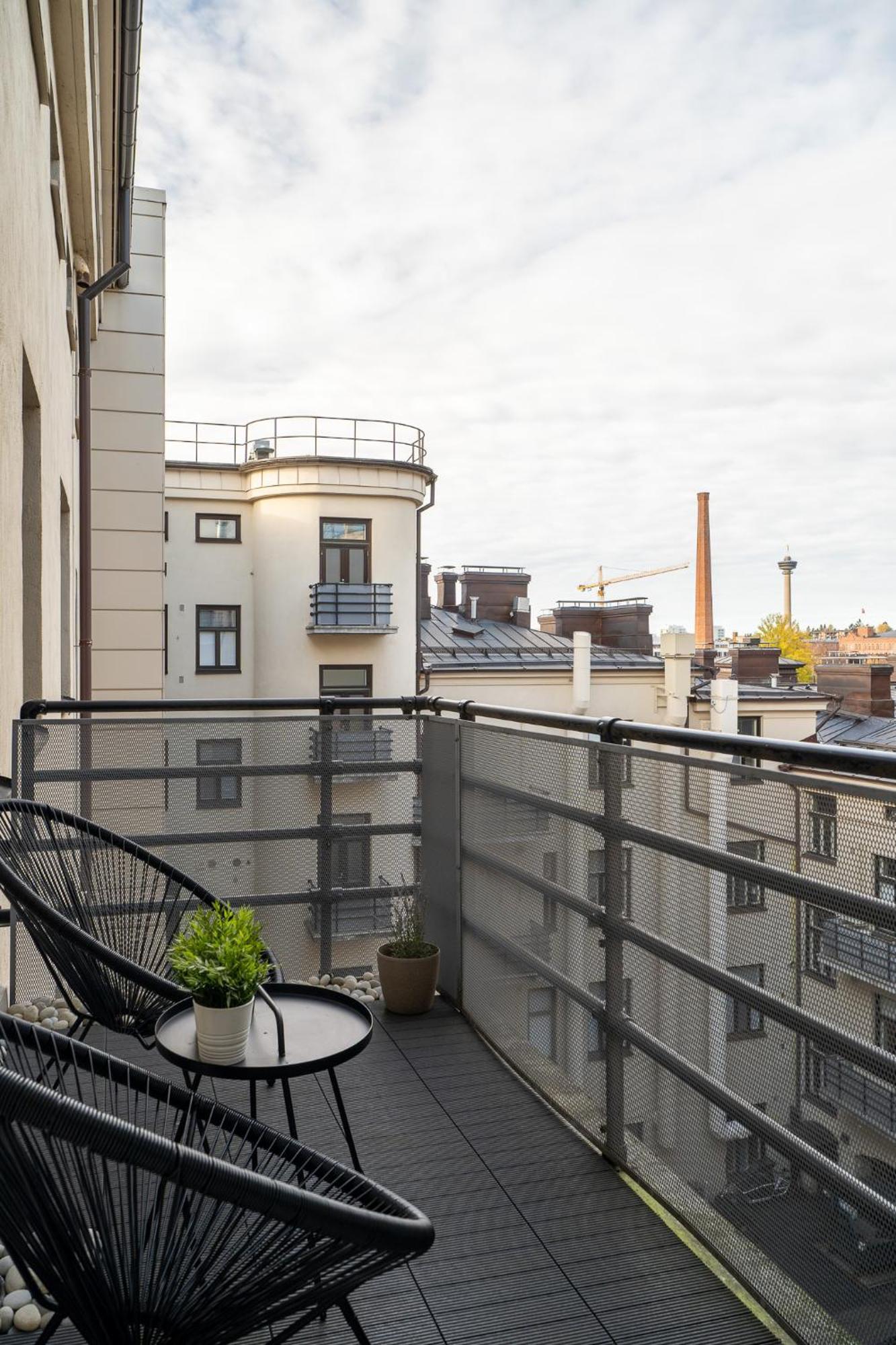 "Penthouse" - Renovated 1Br Apt With Sauna & 60M2 Private Terrace, Hosted By 2Ndhomes Tampere Exterior photo