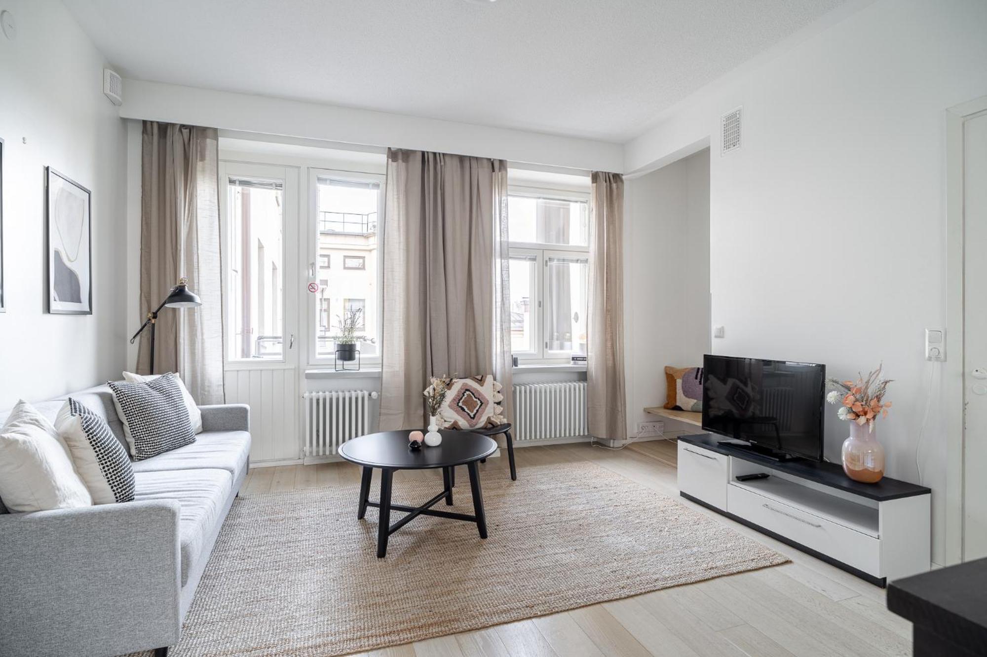 "Penthouse" - Renovated 1Br Apt With Sauna & 60M2 Private Terrace, Hosted By 2Ndhomes Tampere Exterior photo